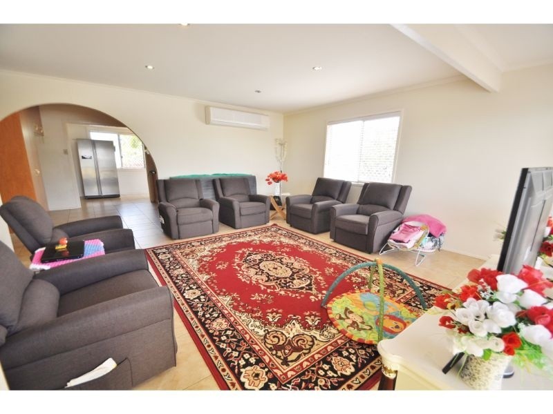 17 Jarrah Crescent, Logan Central QLD 4114