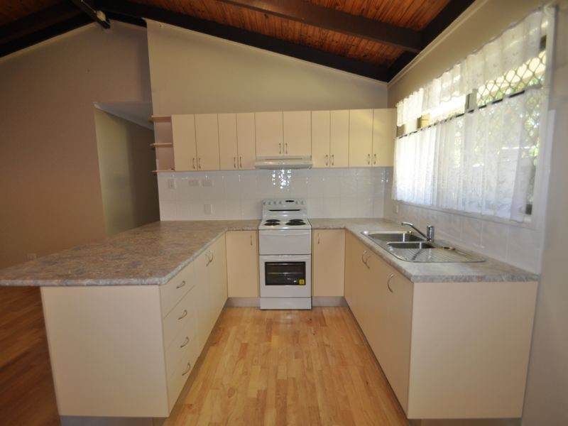 9 Canopus Court, Kingston QLD 4114