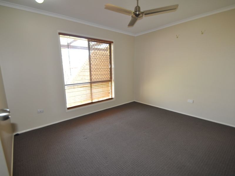 9 Canopus Court, Kingston QLD 4114