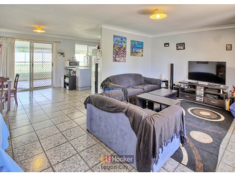 4 Julius Court, Marsden QLD 4132