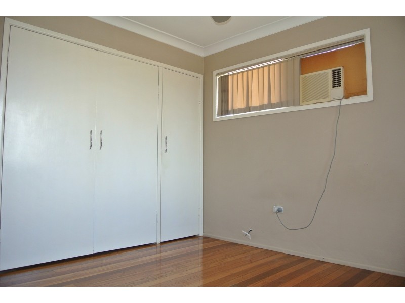35 Pine Drive, Woodridge QLD 4114