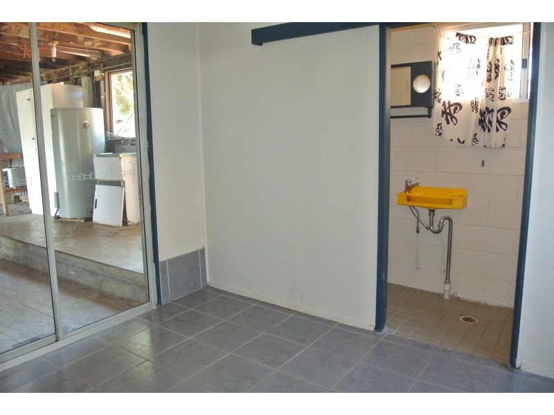 35 Pine Drive, Woodridge QLD 4114