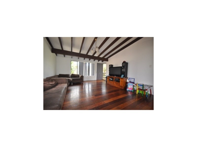 7 Cromer Court, Loganholme QLD 4129