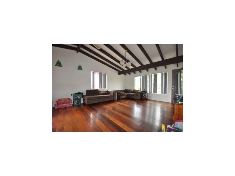 7 Cromer Court, Loganholme QLD 4129