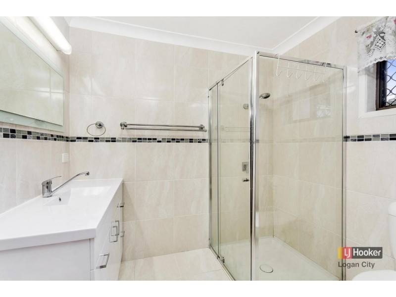 216 Plantain Road, Shailer Park QLD 4128