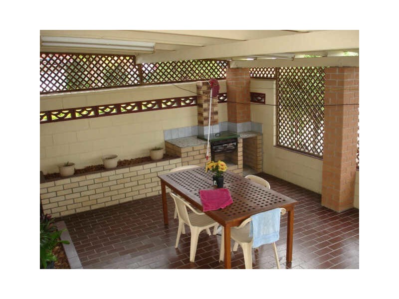 13 Ewinga Street, Kingston QLD 4114