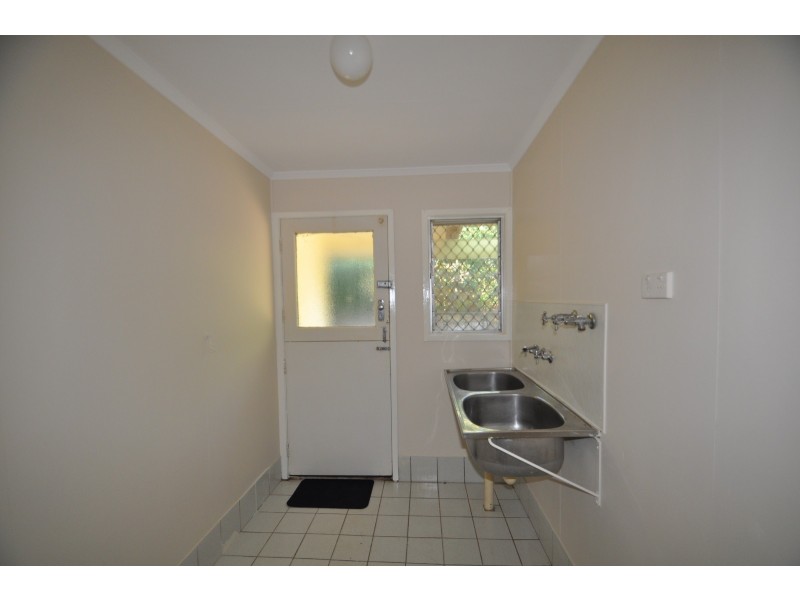 6 Perth Street, Kingston QLD 4114