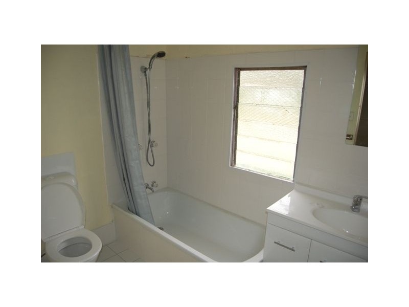 48 Thomson Ave, Woodridge QLD 4114