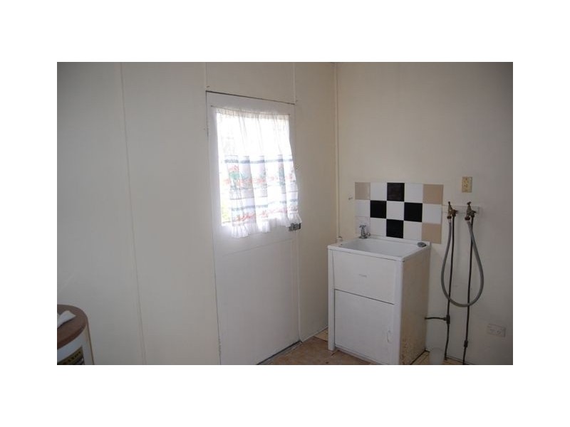 48 Thomson Ave, Woodridge QLD 4114