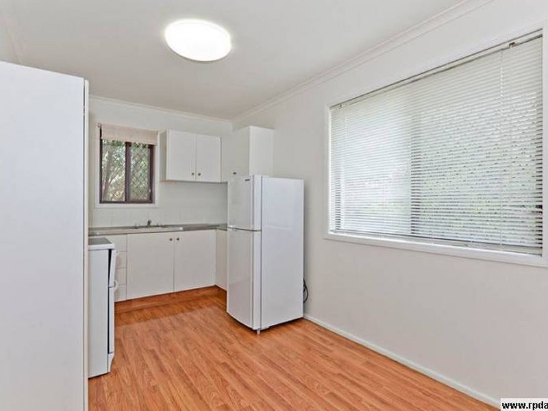 16/28 Defiance Road, Logan Central QLD 4114