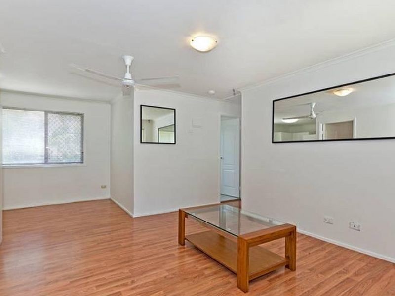 16/28 Defiance Road, Logan Central QLD 4114
