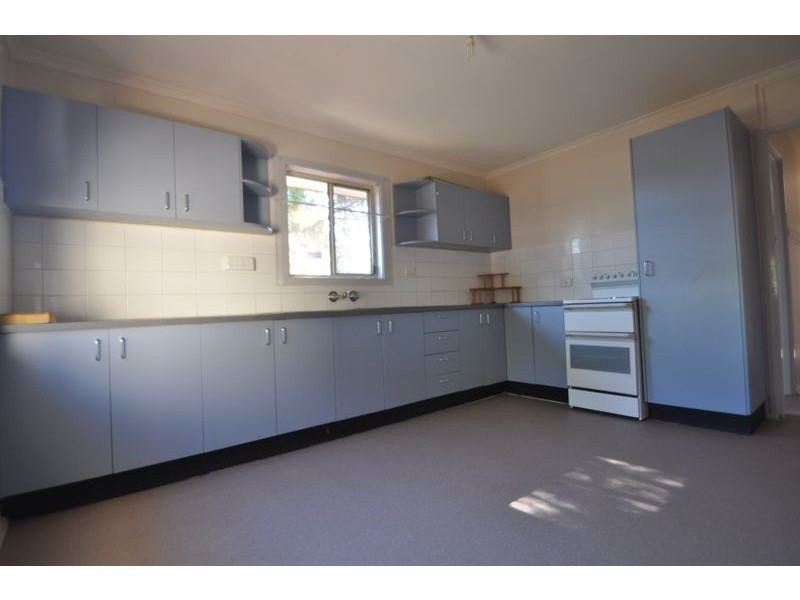 100 Jacaranda Ave, Logan Central QLD 4114