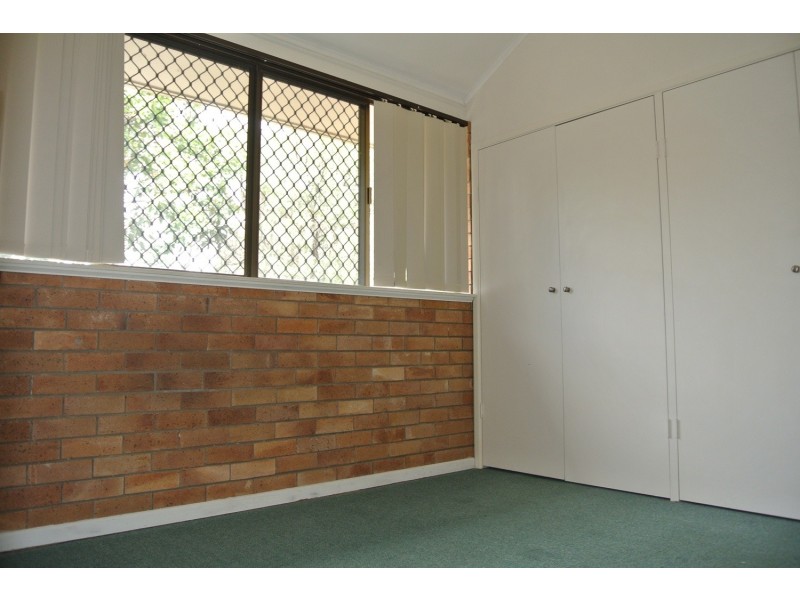 4/11 Macquarie Street, Woodridge QLD 4114