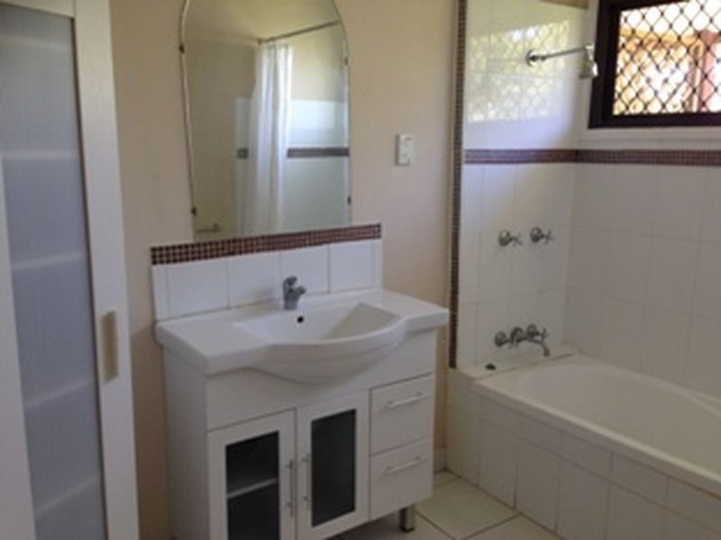 137 Station Road, Woodridge QLD 4114