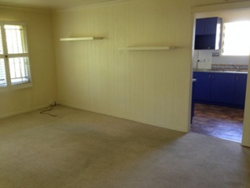 137 Station Road, Woodridge QLD 4114
