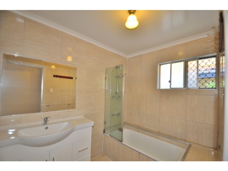 23 Yugumbri Crescent, Logan Central QLD 4114