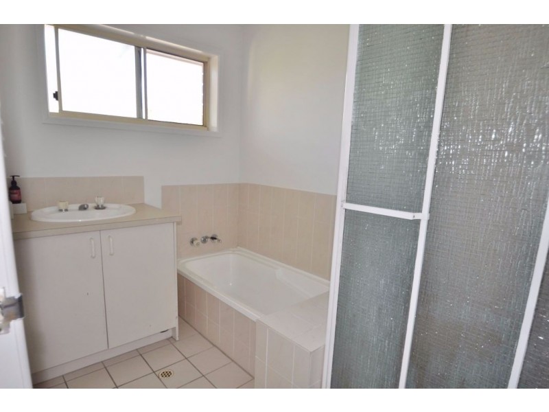 18/9-11 Damalis Street, Woodridge QLD 4114