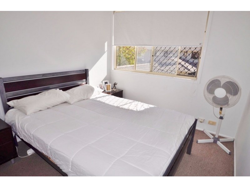 18/9-11 Damalis Street, Woodridge QLD 4114