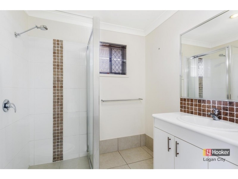 10 Allart Court, Marsden QLD 4132