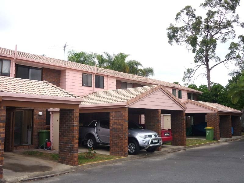 2/10 Damalis Street, Woodridge QLD 4114