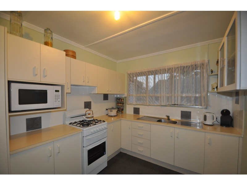 10 Plunkett Street, Woodridge QLD 4114