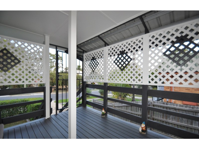 10 Plunkett Street, Woodridge QLD 4114