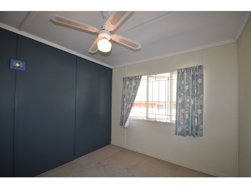 10 Plunkett Street, Woodridge QLD 4114