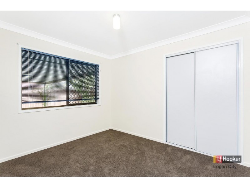 47 Edenlea Drive, Meadowbrook QLD 4131
