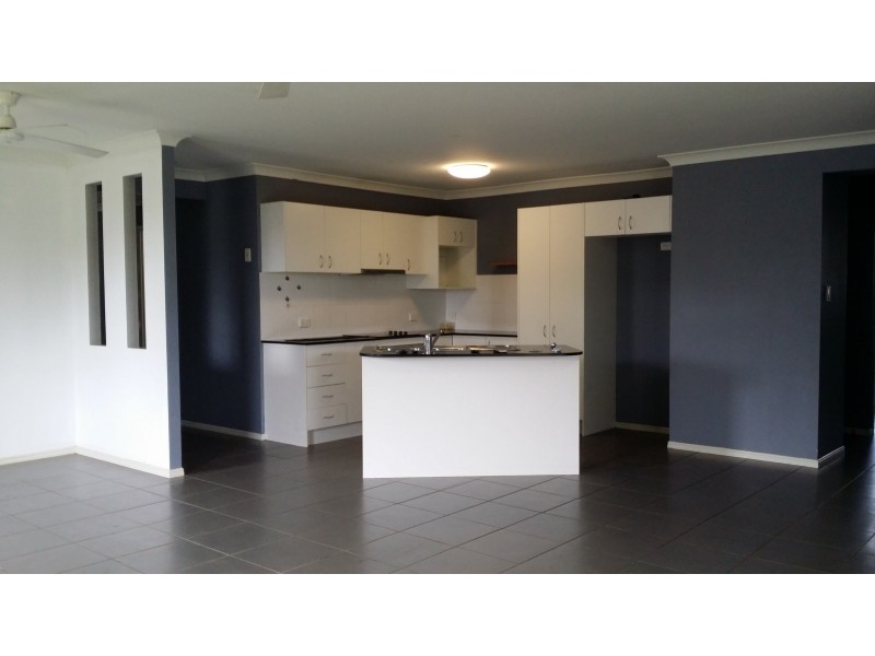 51 Dornoch Crescent, Raceview QLD 4305