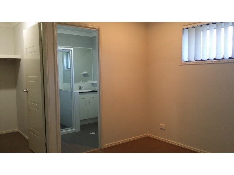 51 Dornoch Crescent, Raceview QLD 4305