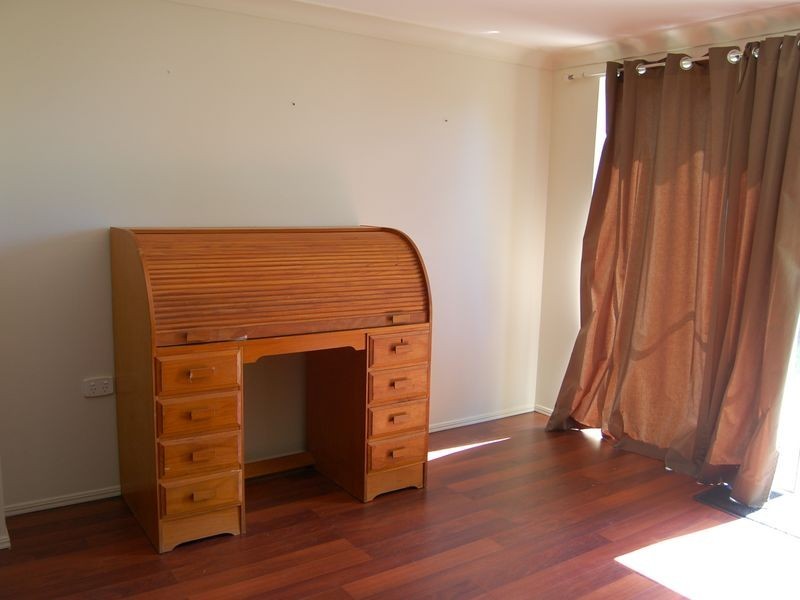 18 WILDE STREET, Kingston QLD 4114