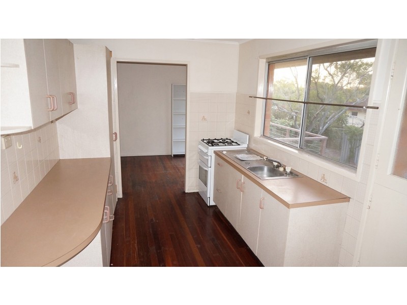 16 Baringa Street, Logan Central QLD 4114