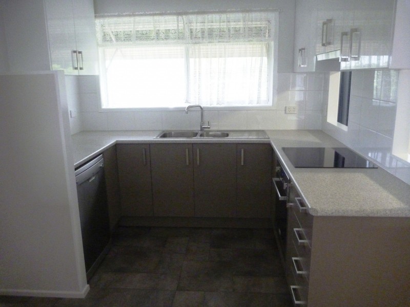 15 Orana Street, Kingston QLD 4114