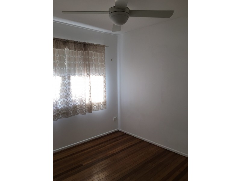 15 Orana Street, Kingston QLD 4114