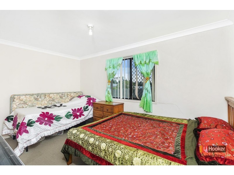 16 Ashmore Close, Marsden QLD 4132