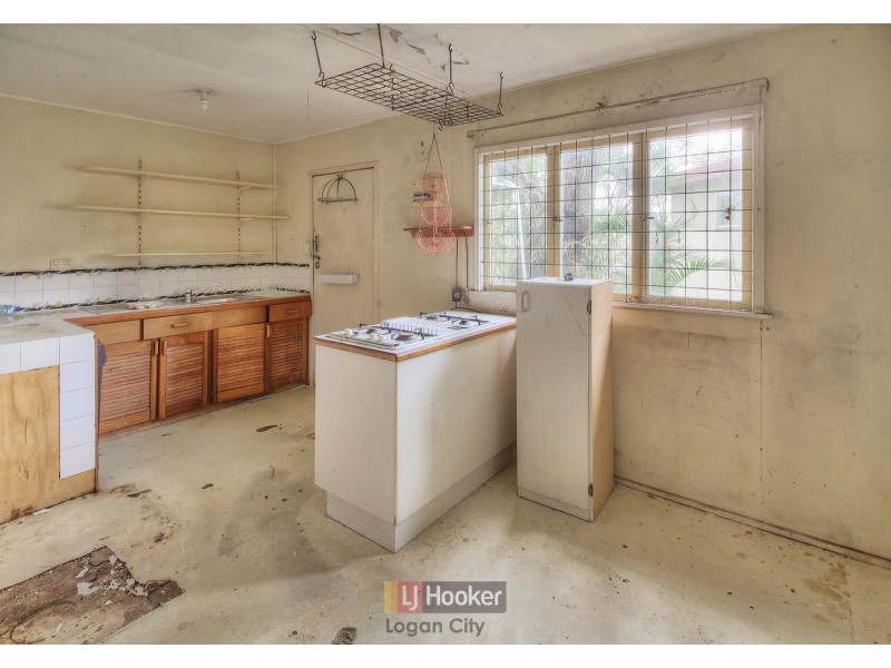 13 Orchid St, Woodridge QLD 4114