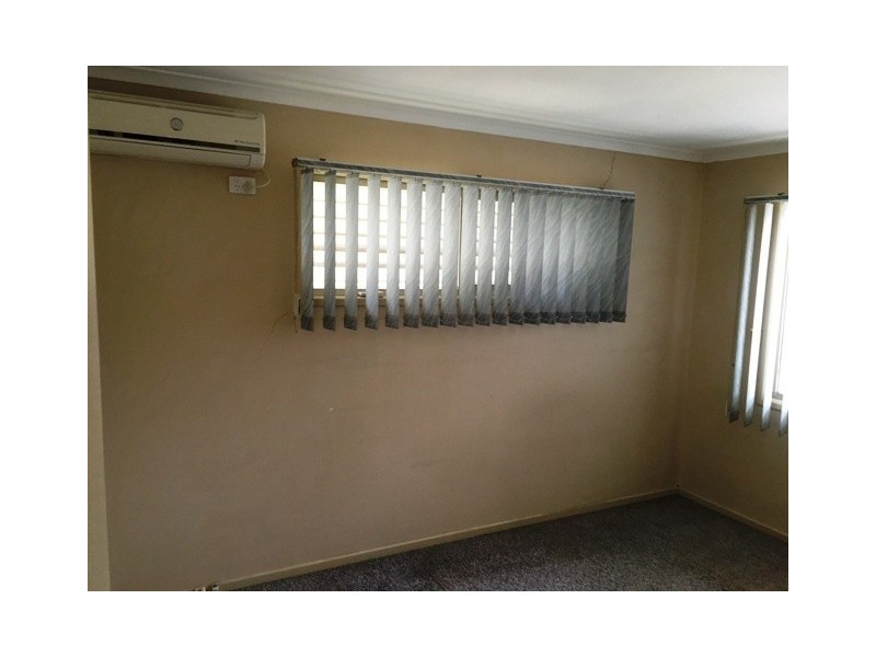 63 Wagensveldt Street, Kingston QLD 4114