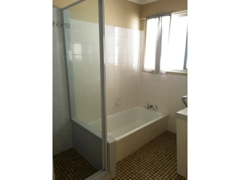 63 Wagensveldt Street, Kingston QLD 4114