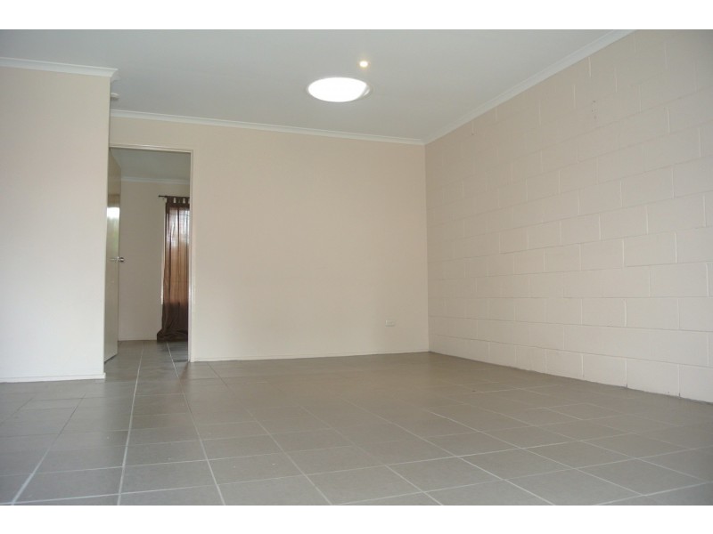 3/7 Cleopatra Street, Kingston QLD 4114