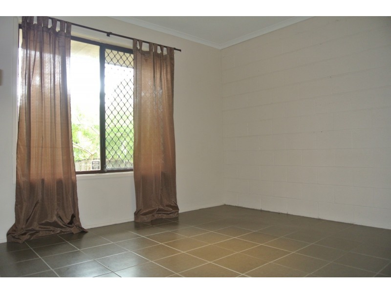 3/7 Cleopatra Street, Kingston QLD 4114