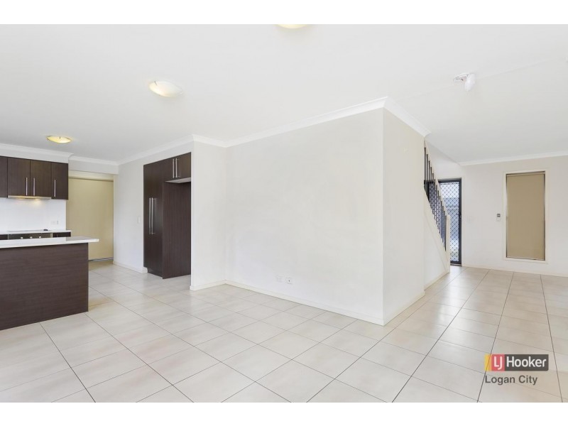 3/39-41 Ariel Av, Kingston QLD 4114