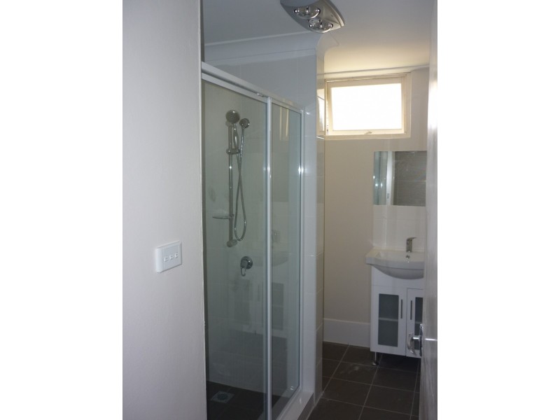 2/80 Railway Parade, Woodridge QLD 4114