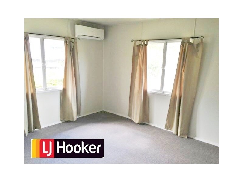 18 Hunter Street, Woodridge QLD 4114