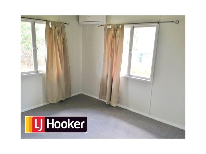 18 Hunter Street, Woodridge QLD 4114