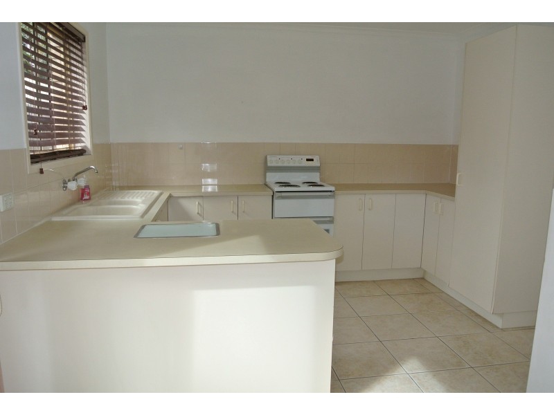 10/9-11 Damalis Street, Woodridge QLD 4114