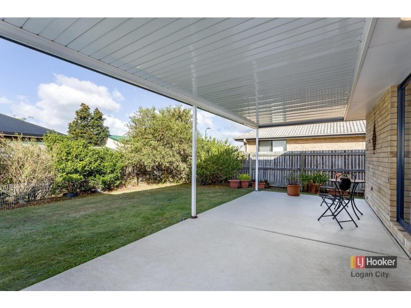 17 Lake Somerset Court, Logan Reserve QLD 4133