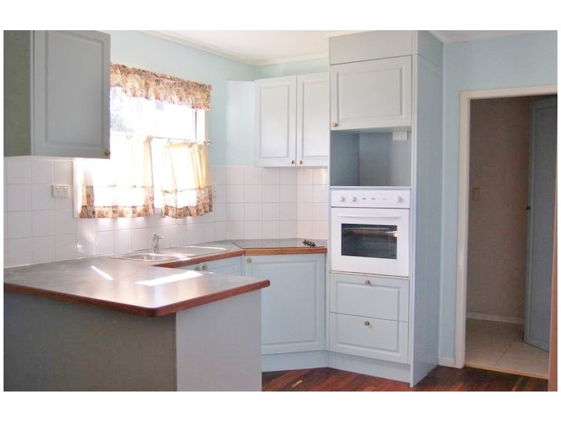 138 Railway Parade, Woodridge QLD 4114