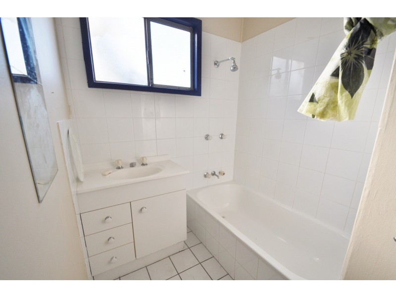 10 Naroo Street, Logan Central QLD 4114