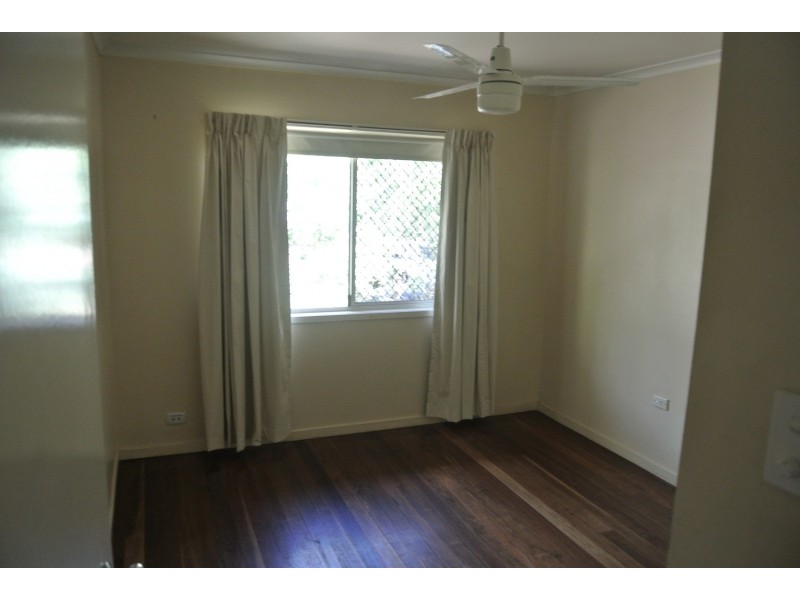 54 Laughlin Street, Kingston QLD 4114