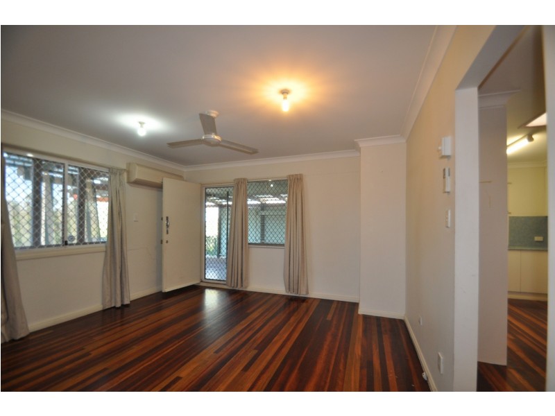 50 Adelaide Street, Kingston QLD 4114